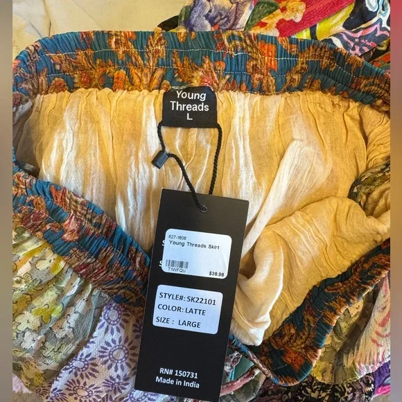 Floral Patchwork Midi Skirt - Picture 3 of 3